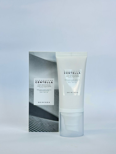 خرید ضدآفتاب روشن کننده سنتلا اسکین ۱۰۰۴ با بهترین قیمت و ضمانت اصالت